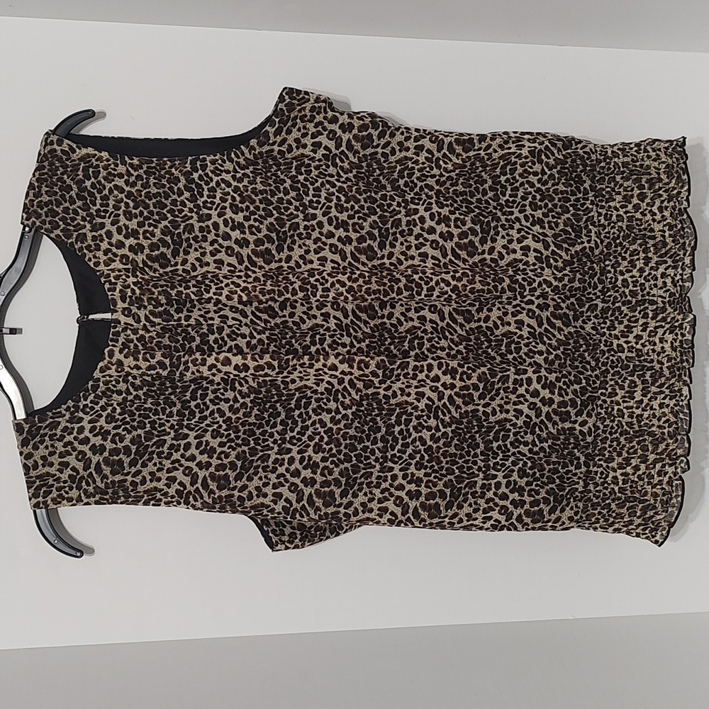 Animal Print Sara Michellle Sleeveless Top With Elastic at Bottom sz XL